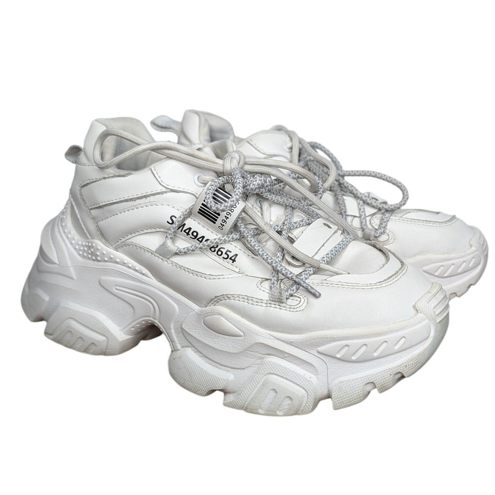 Steve Madden Sz. 9 Troy white leather sneakers chunky platform sole barcode tag